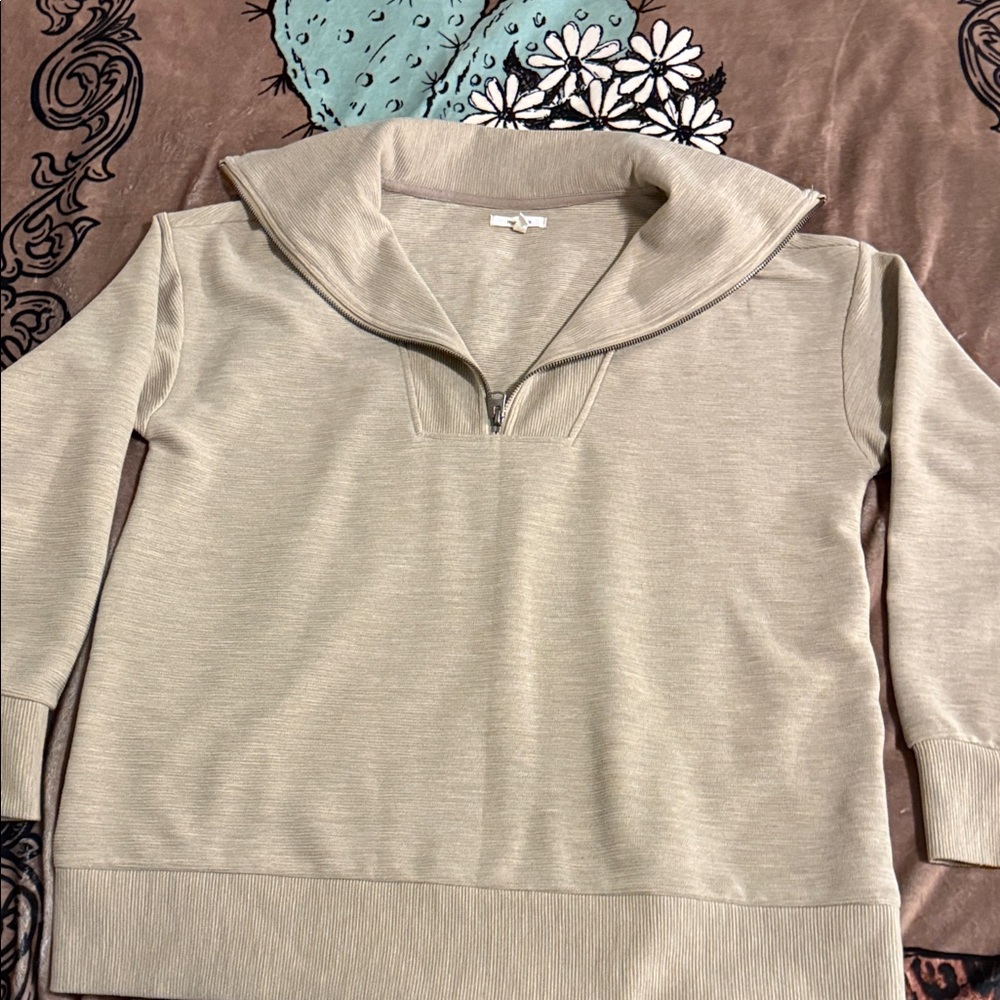 Women's Maurice’s Beige Sweater - Picture 3 of 6